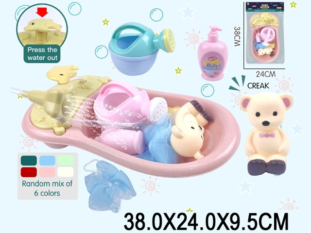 Păpușă cu cadă de baie